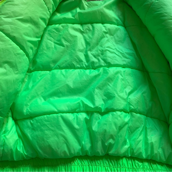 v i n t a g e :: Vibrant Neon Green Quilted Puffer Ski Winter Jacket - Picture 8 of 16